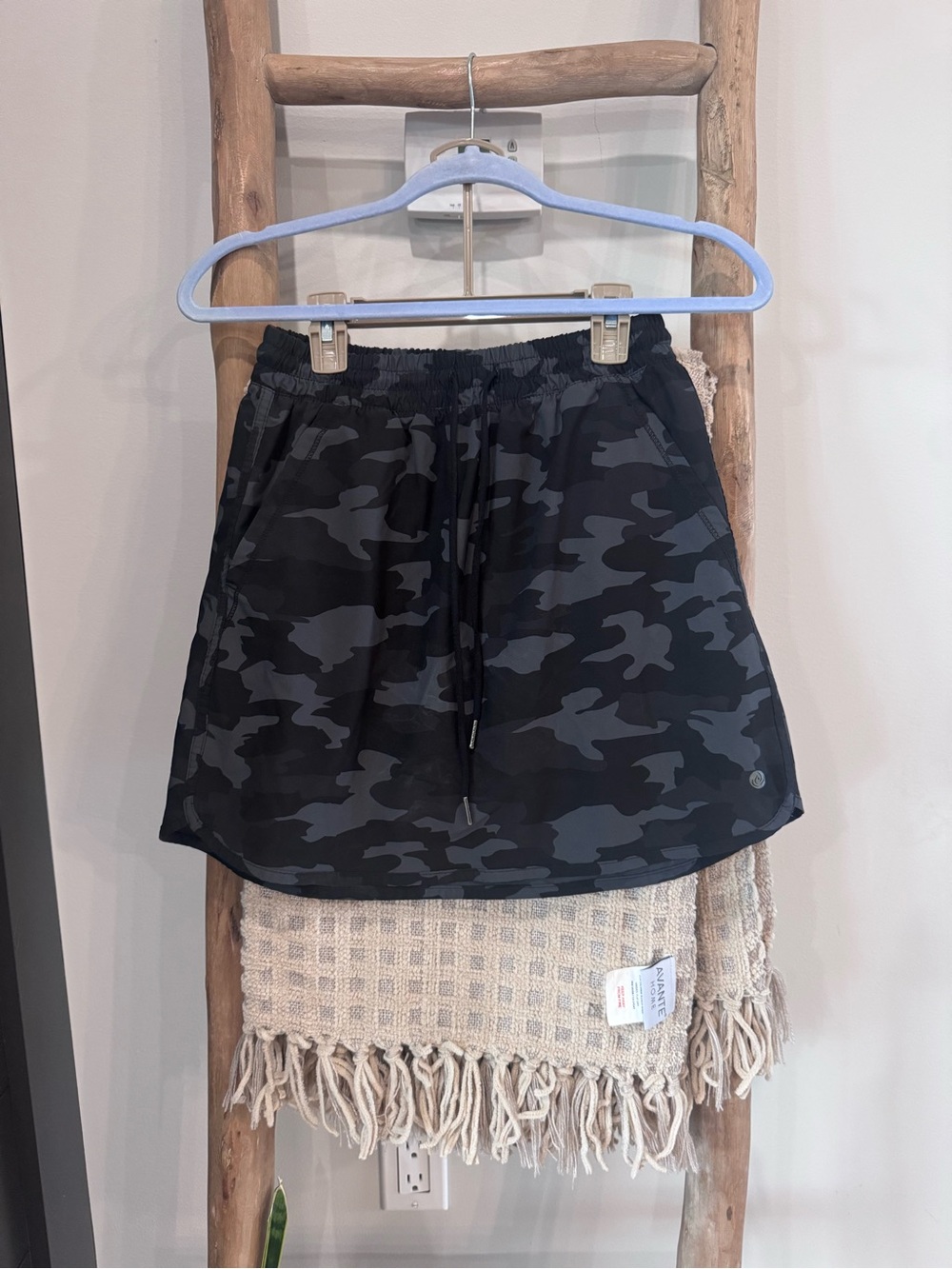 Aspan Black Camo Athletic Skirt | Women’s Size Small
